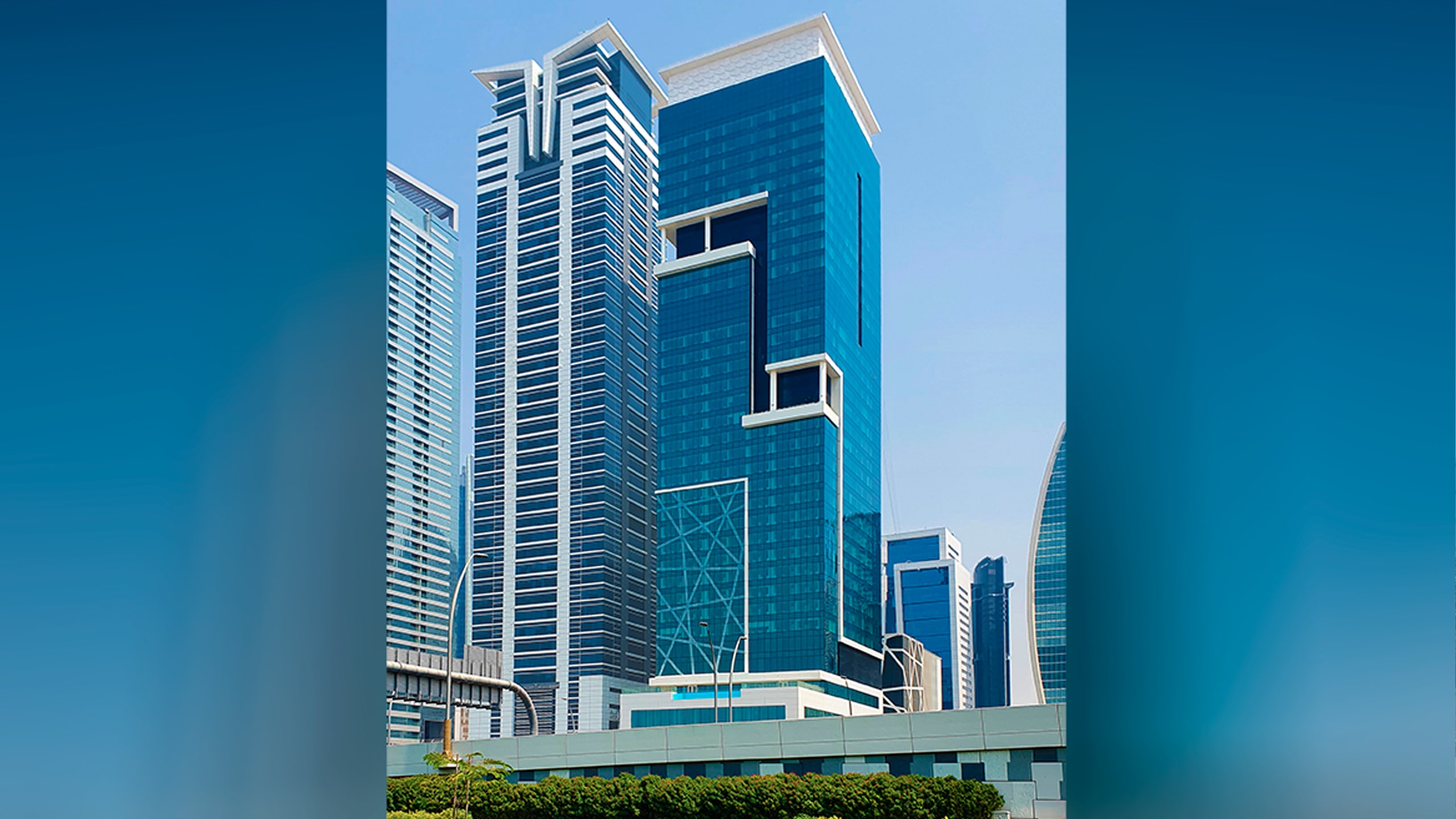 YOTEL HOTEL DUBAI min